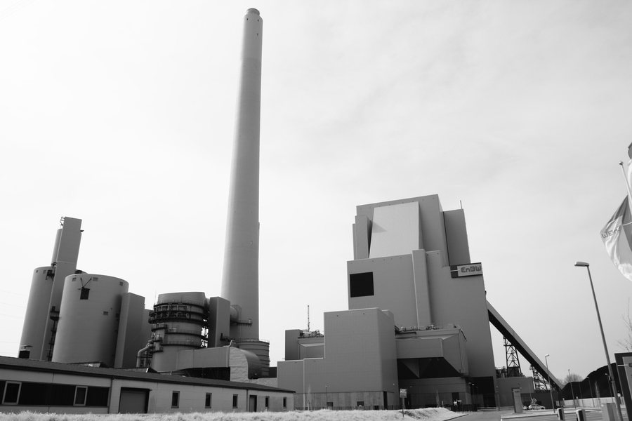 Karlsruhe... treibt an